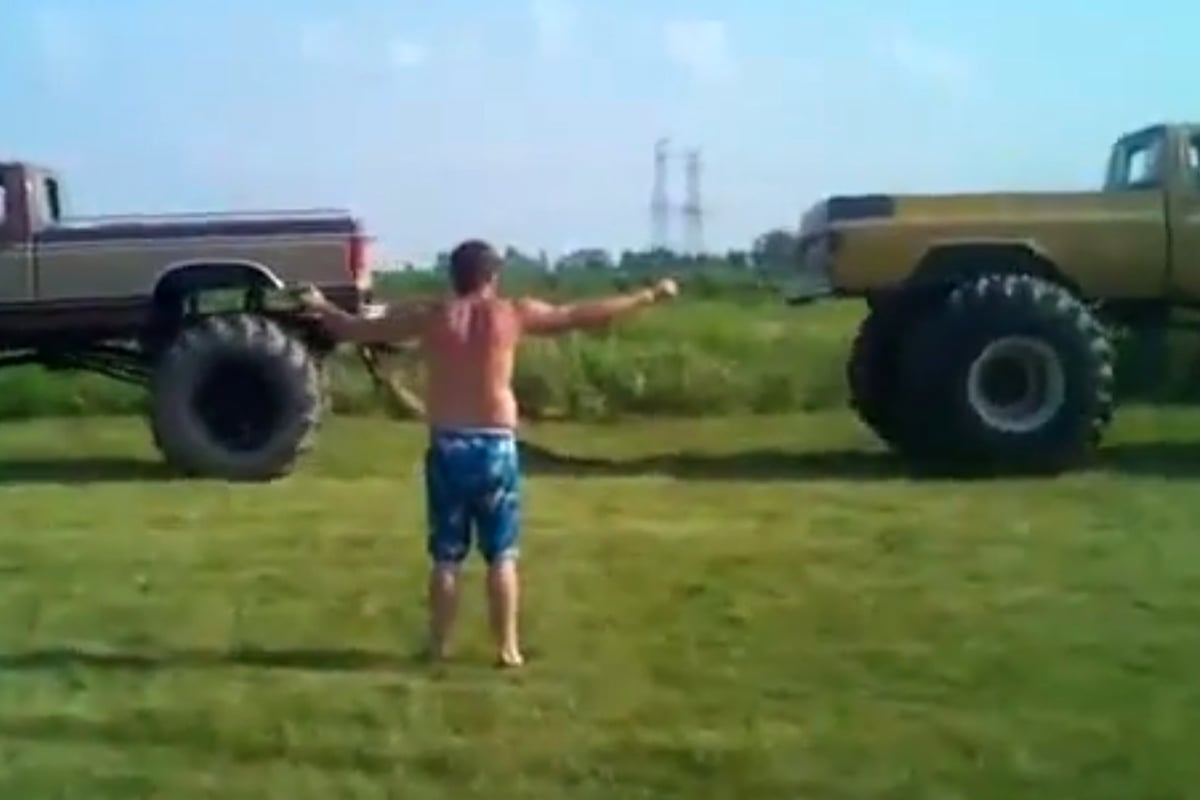 VIDEO: Redneck Tug-O-War - What Could Possibly Go Wrong Here?