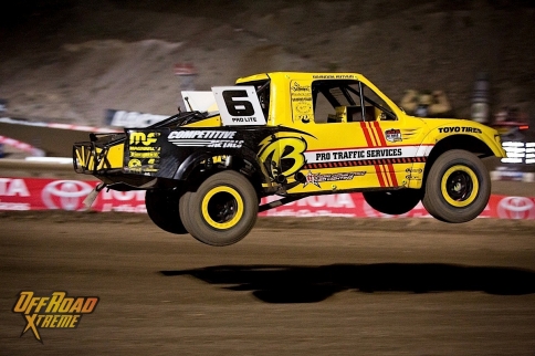 Lucas Oil Off Road Racing Turns On The Lights And The Crowds In Reno