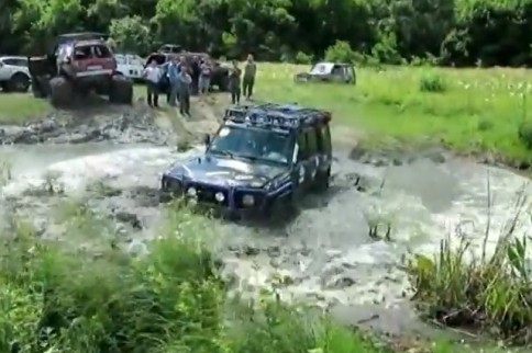 Video: Toyotas Mudding In A Land Far, Far Away