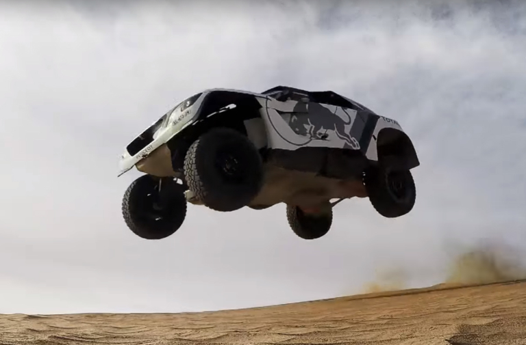 Video: Peugeot Is Attacking The Desert With Their New 3008 DKR