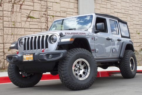MaxTrac Rolls Out To EJS In Kitted-Out Jeep Wrangler JL