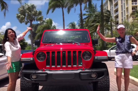 Video: Jeep Wins Award At "Topless In Miami"