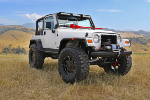 SEMA Helps High Schoolers Build Their Dream Jeeps