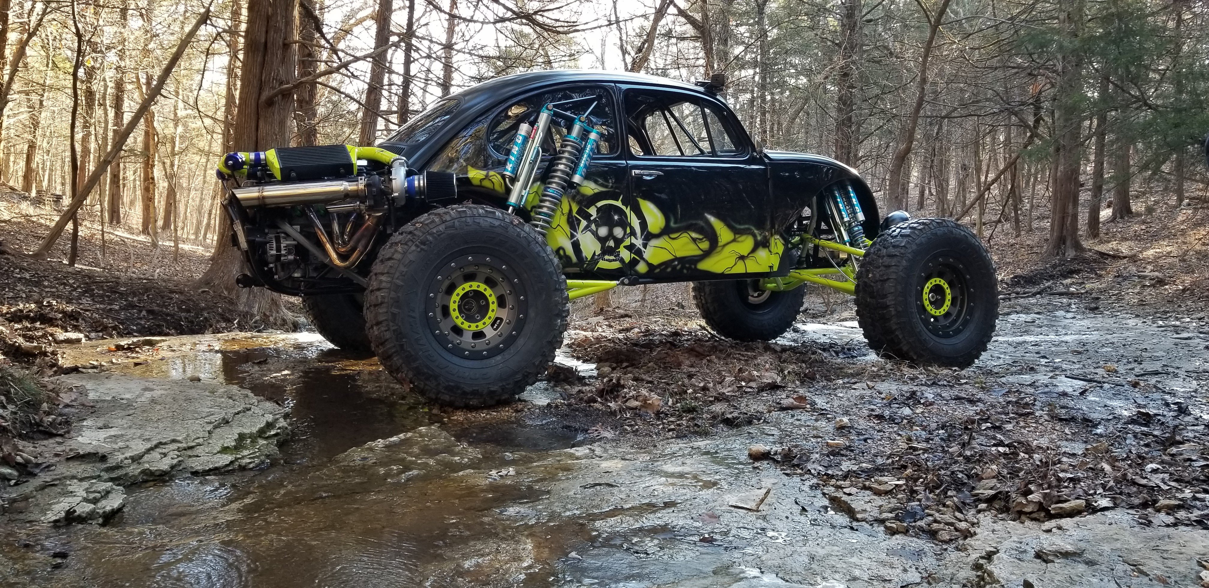 v8 baja bug