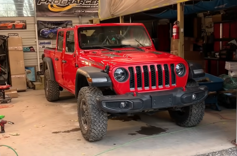 Goonzquad Installs DEI Boom Mat on a 2020 Jeep Gladiator Headliner