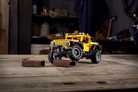 Lego Debuts Technic Jeep Wrangler Rubicon