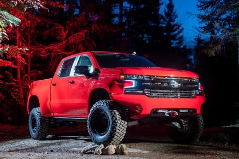 Blacklake XT1 Silverado 1500 Is Ready To Take On Ford F-150 Raptor