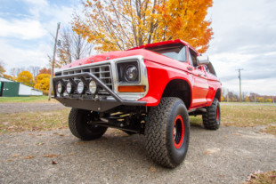 Troy Fast’s 1978 Ford Old School Bronco Is Built For Speed And Fun