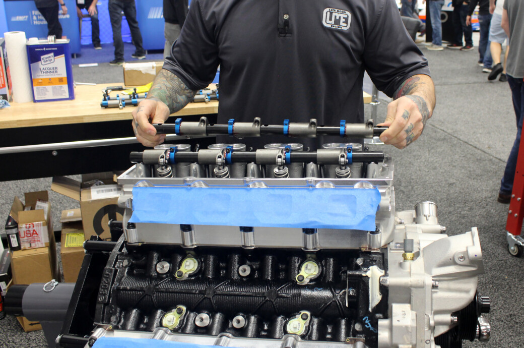 Building The Top End Of The 1,200-Horsepower HEMI Giveaway Engine